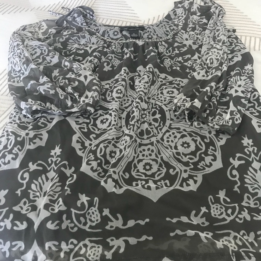 Print blouse light sheer sleeves open shoulders